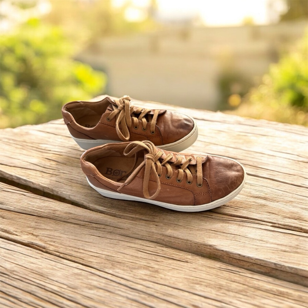Born Women’s Tan Leather Milan Sneakers size 8 - Picture 2 of 6